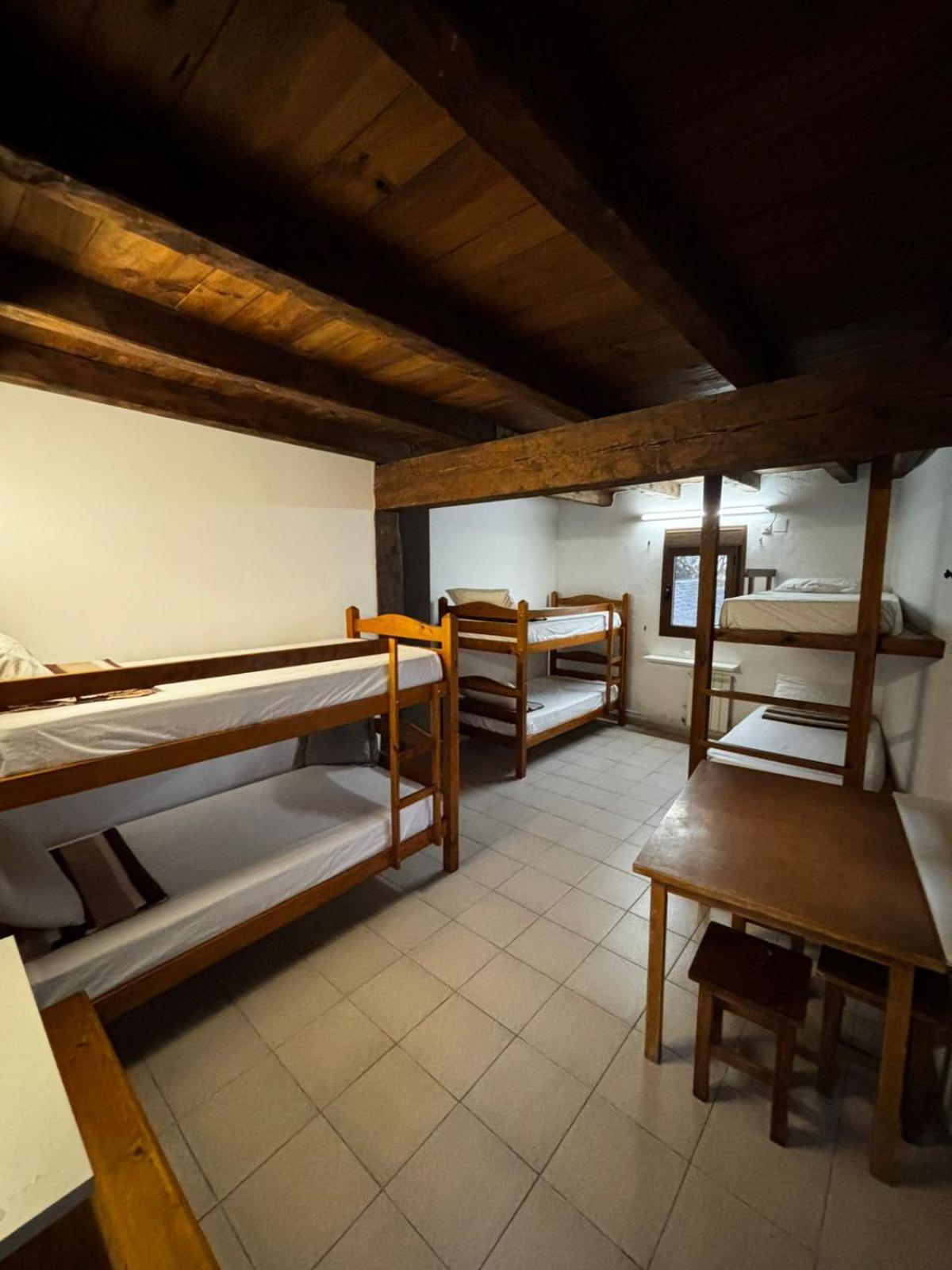 Albergue La Escuela De Lirí المظهر الخارجي الصورة